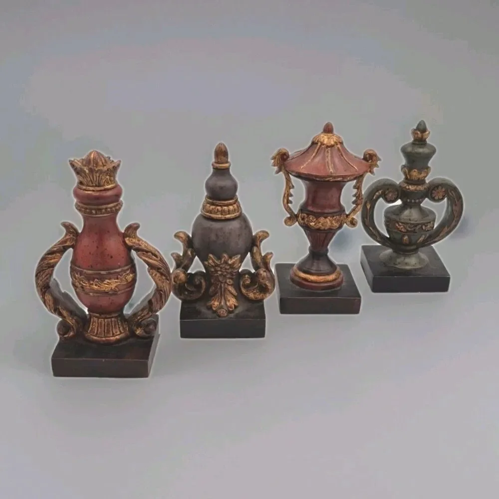 VTG 4 (Four) Ornate Resin Finials Gold Gilded Felt Bottom Excellent Condition